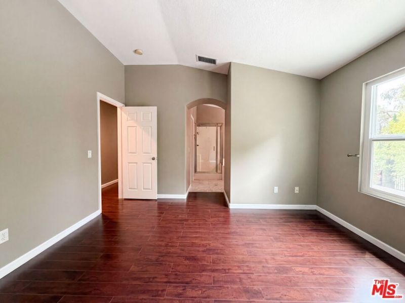 28441 Silverking Trail, Santa Clarita, CA 91390 Main Photo