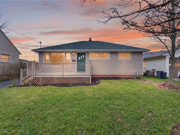 568 Heather Lane , Bedford, OH 44146