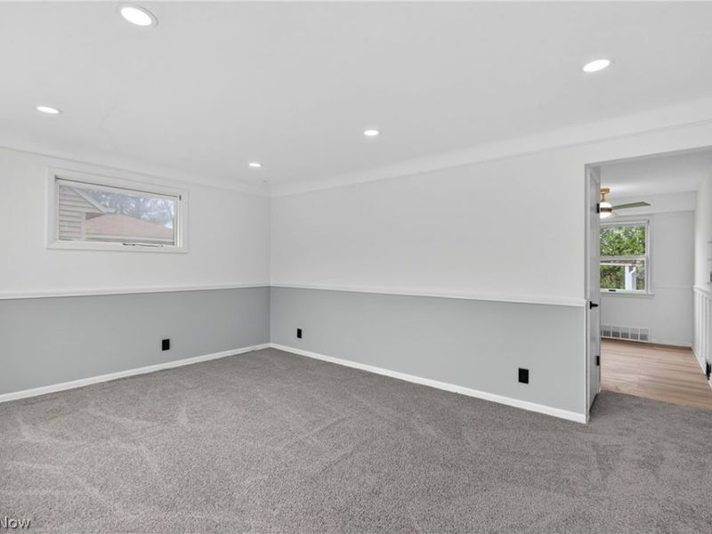 568 Heather Lane, Bedford, OH 44146 Photo 7