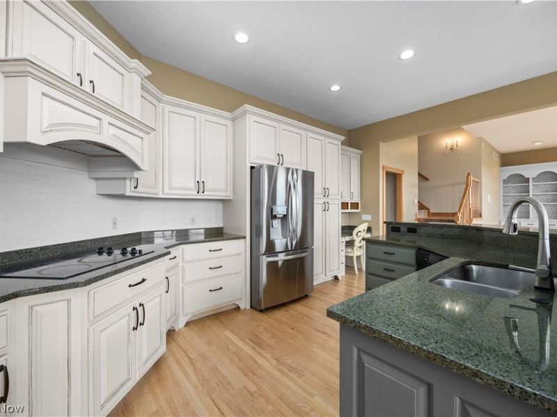 51713 Bates Road, Wakeman, OH 44889 Photo 4