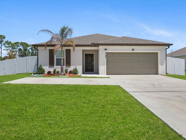 1781 SW Del Rio Boulevard, Port St. Lucie, FL 34953