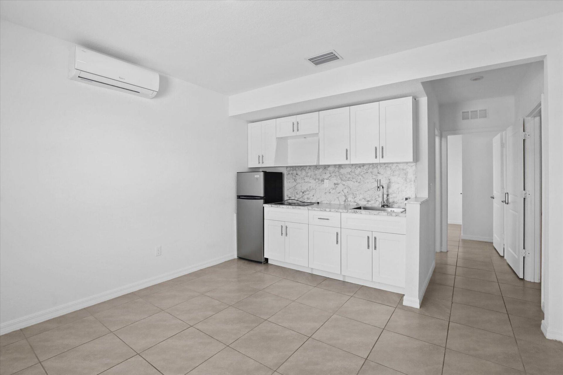 1781 SW Del Rio Boulevard, Port Saint Lucie, FL 34953 Photo