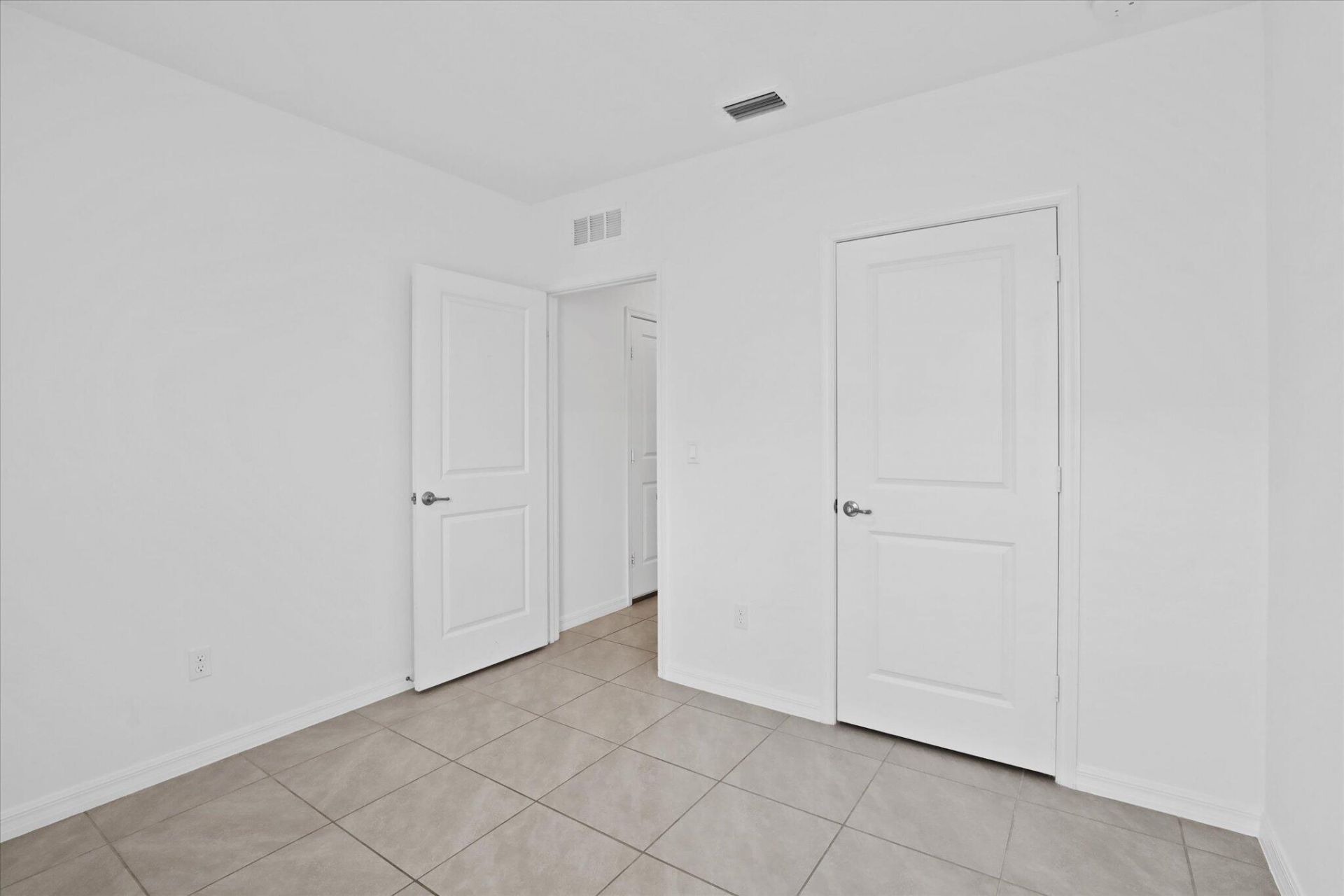 1781 SW Del Rio Boulevard, Port Saint Lucie, FL 34953 Photo