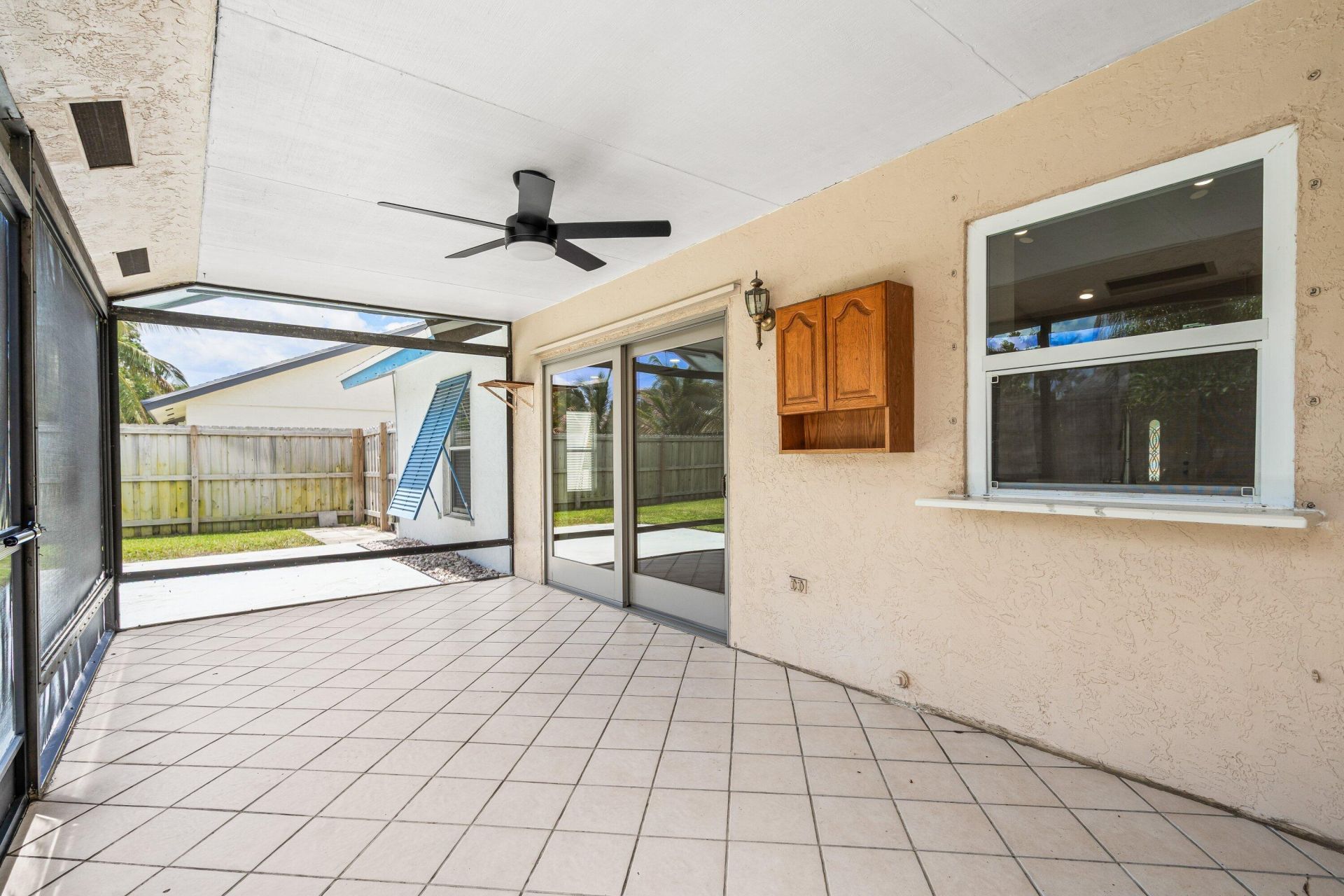 1146 NW 10th Street, Boynton Beach, FL 33426 Photo