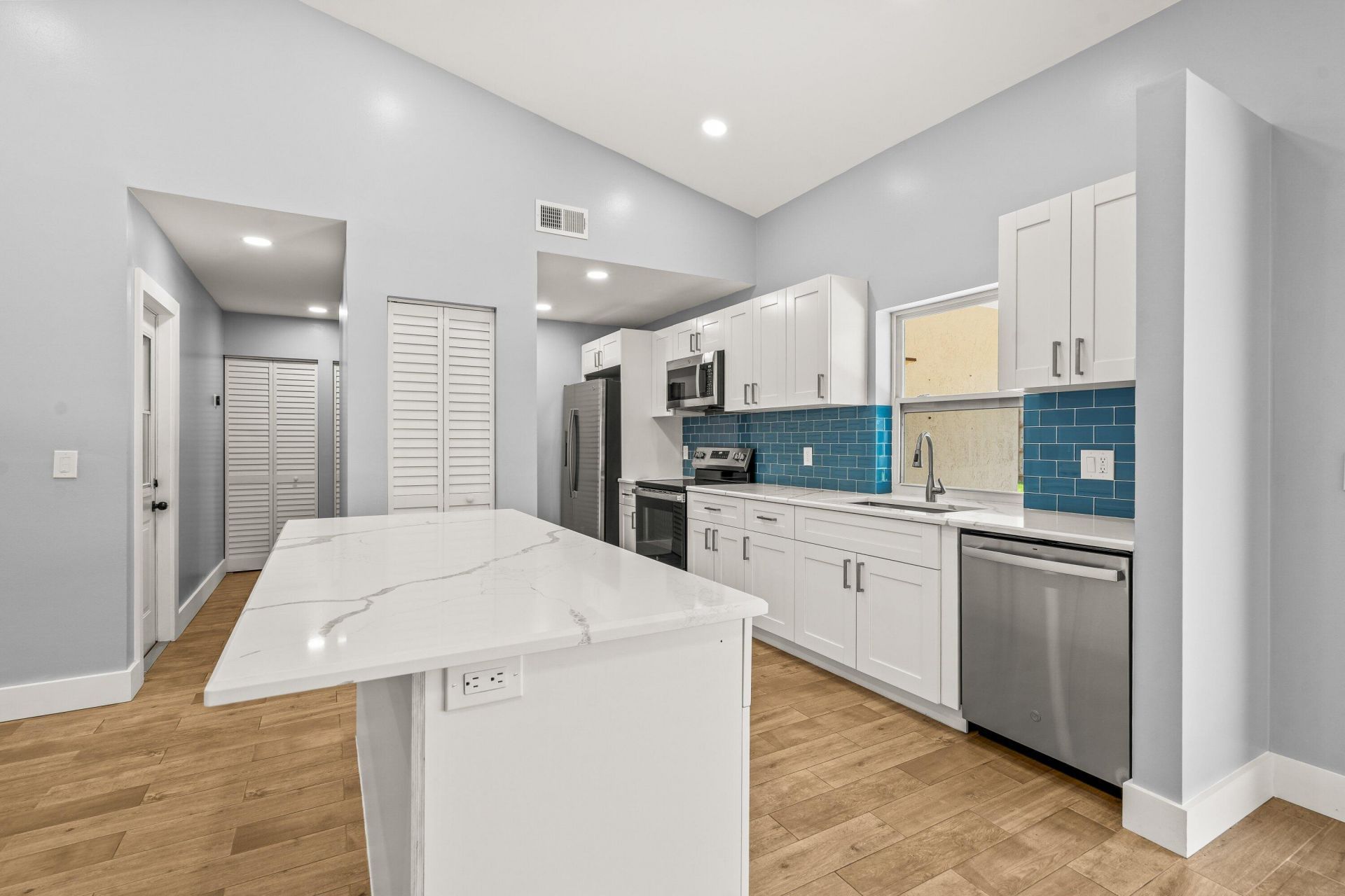 1146 NW 10th Street, Boynton Beach, FL 33426 Photo