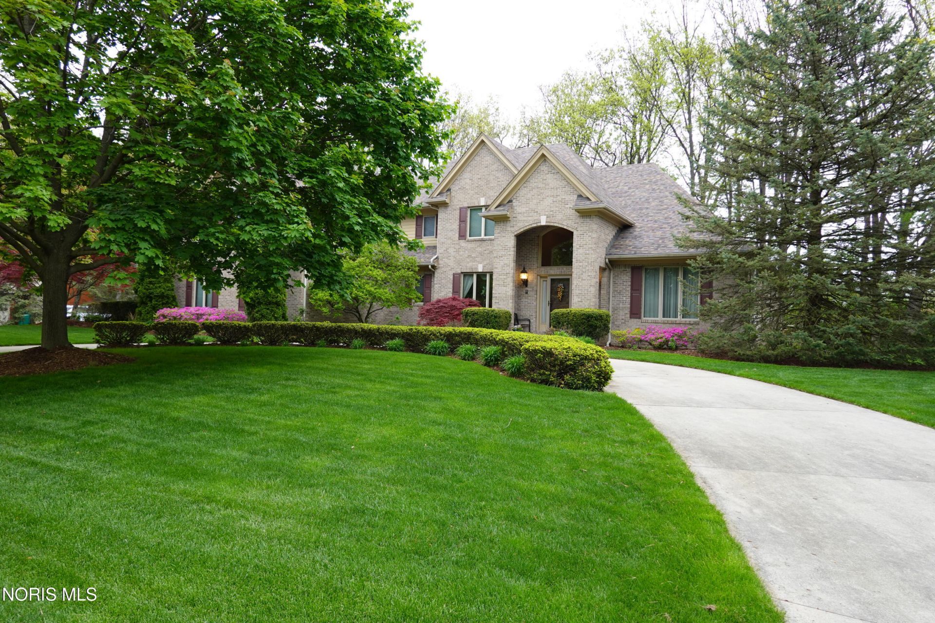 29864 St Andrews Road, Perrysburg, OH 43551 Main Photo