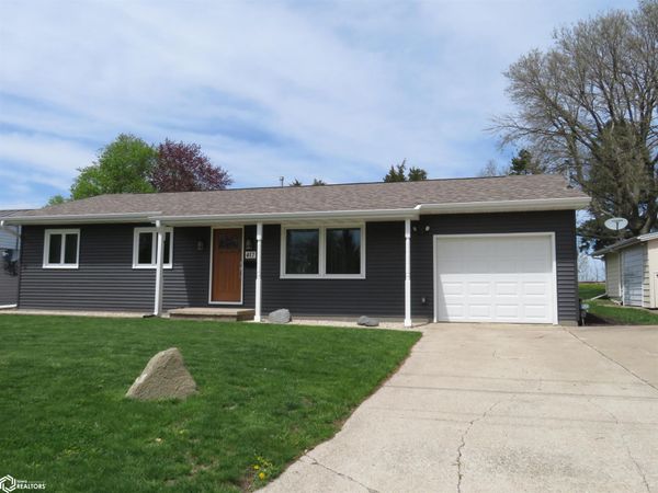 417 7th Ave NE, Clarion, IA 50525