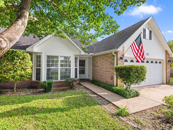 4577 Castlewood Lane, Niceville, FL 32578