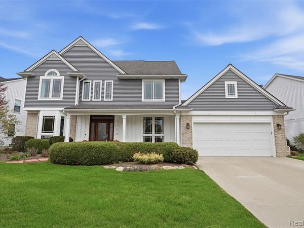 1054 Colt Lane, South Lyon, MI 48178