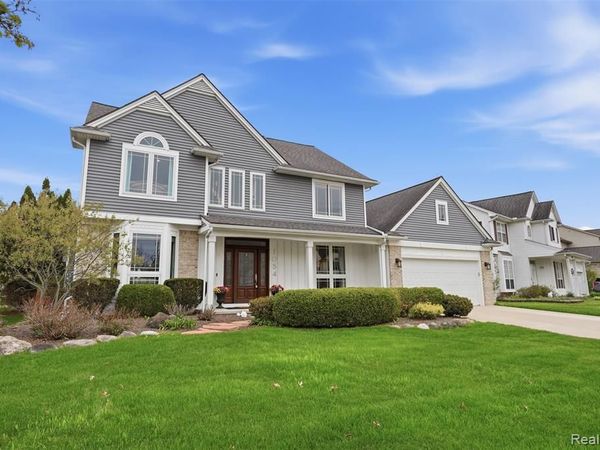 1054 Colt Lane, South Lyon, MI 48178