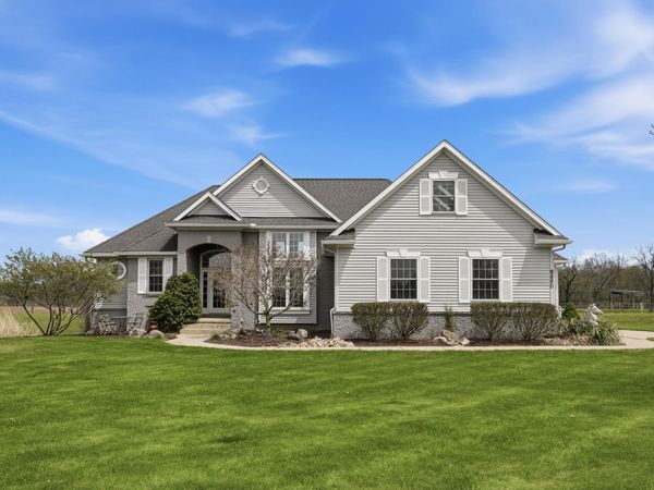 9550 Charles Court, Dexter, MI 48130