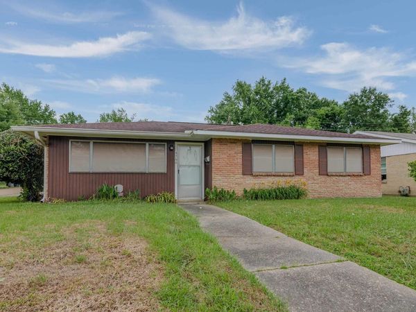 5766 Quivera St, Baton Rouge, LA 70805
