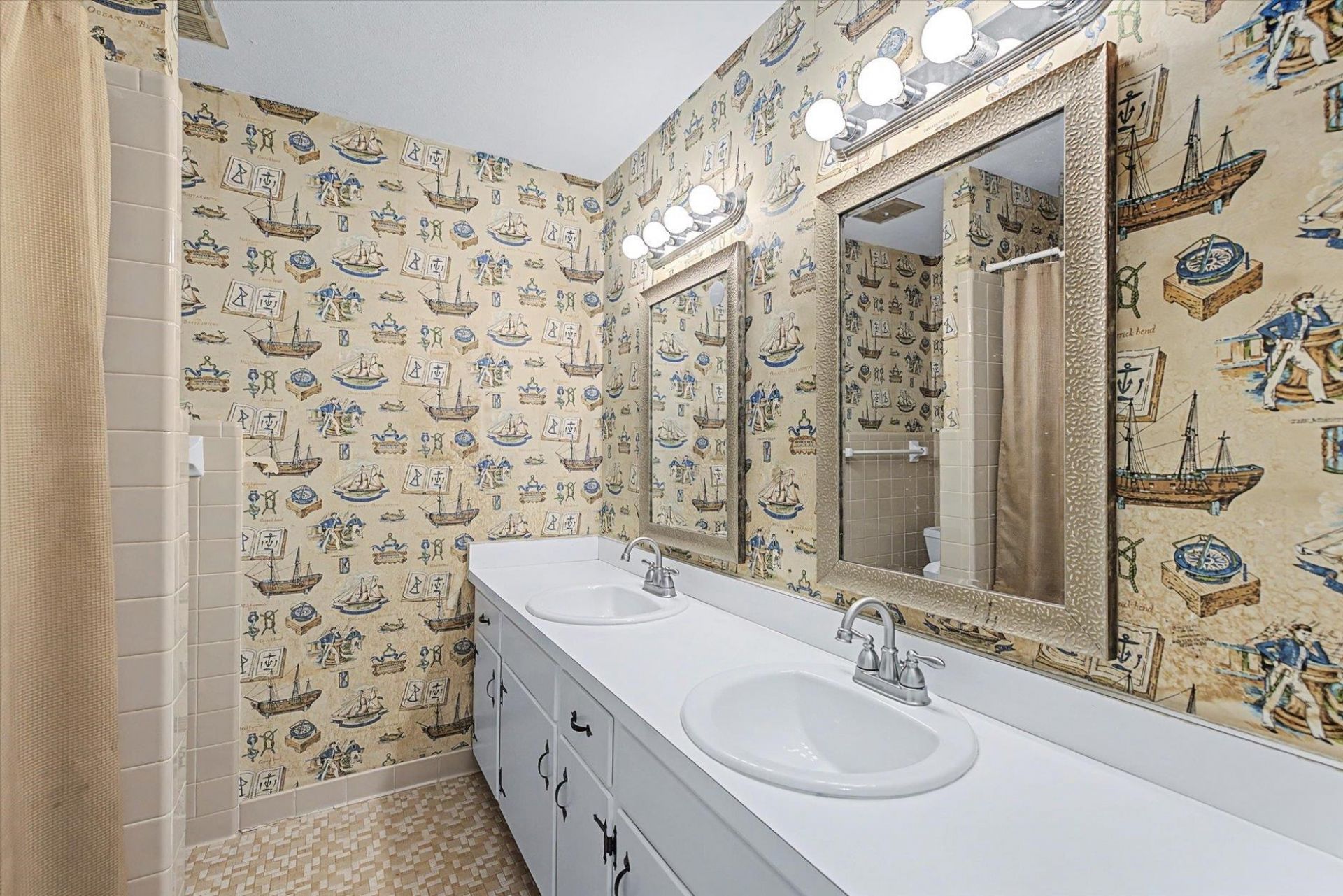 2414 Arendell Way, Tallahassee, FL 32308 Photo