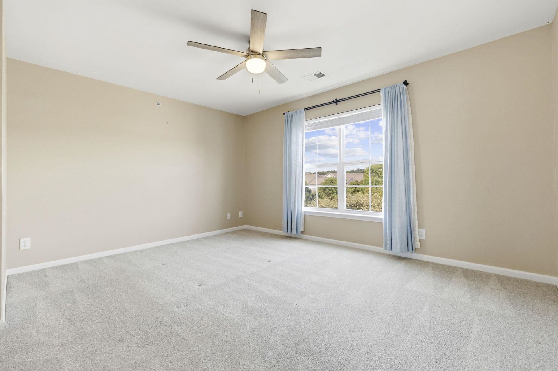 113 Butkus Dr.  Photo 14