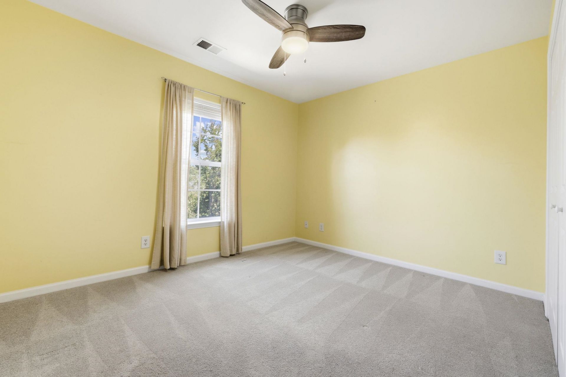113 Butkus Dr.  Photo 26
