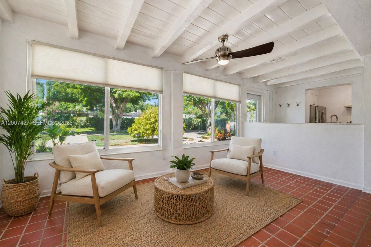 5889 Devonshire Blvd, Miami, FL 33155 Photo