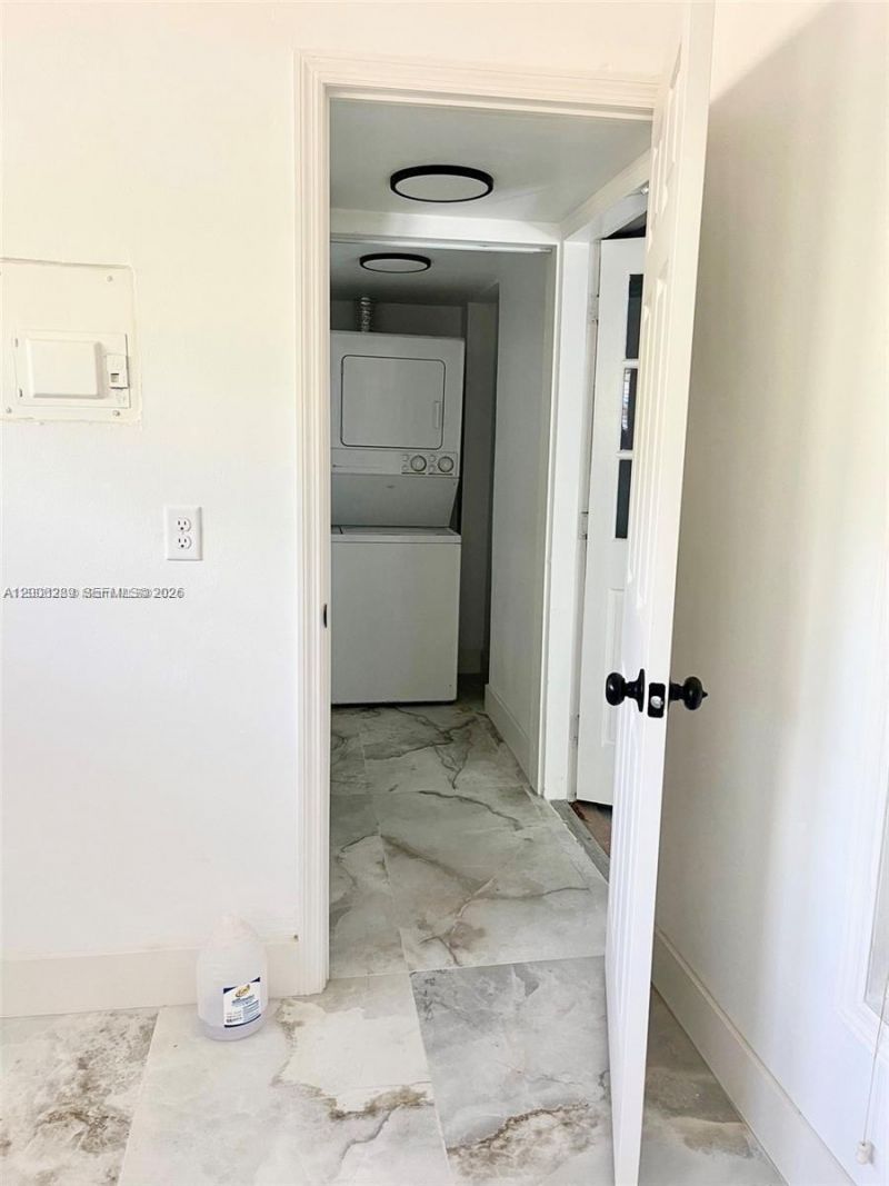1649 NE 8th Ave, Unit 1, Fort Lauderdale, FL 33305 Photo