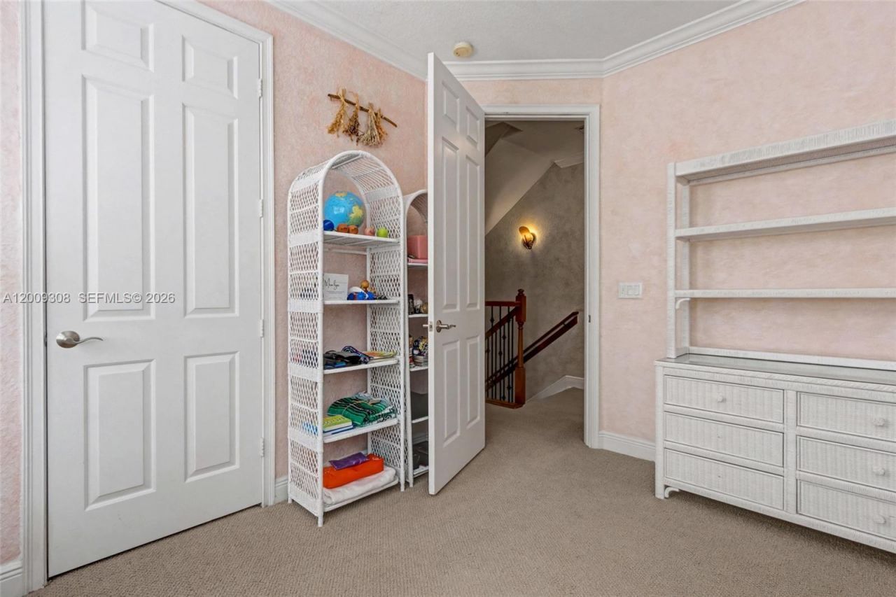 417 Hendricks Isle, Fort Lauderdale, FL 33301 Photo