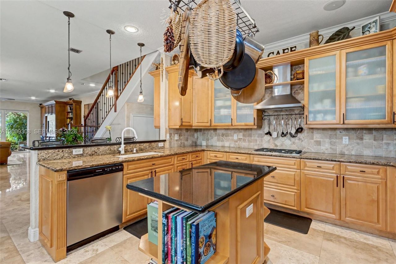 417 Hendricks Isle, Fort Lauderdale, FL 33301 Photo