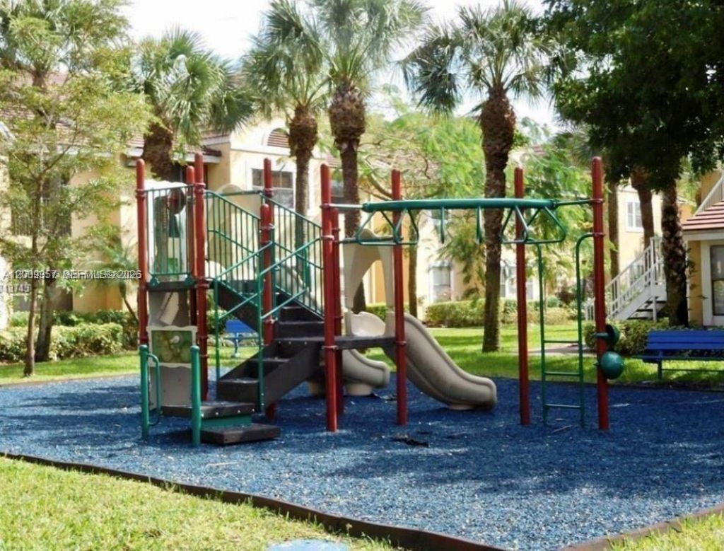 15551 SW 104th Ter , Unit 814, Miami, FL 33196 Photo