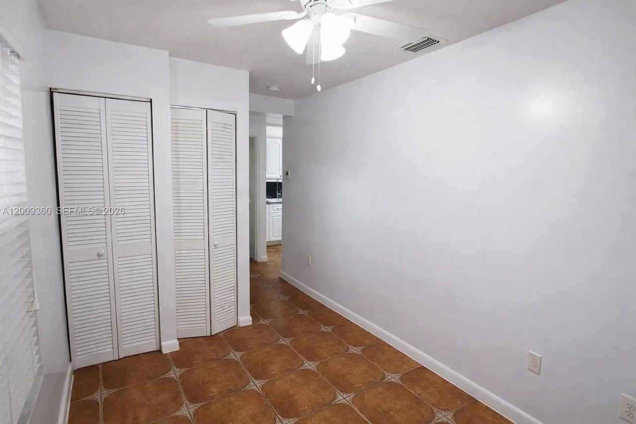 2544 SW 20th St, Unit 2544, Miami, FL 33145 Photo