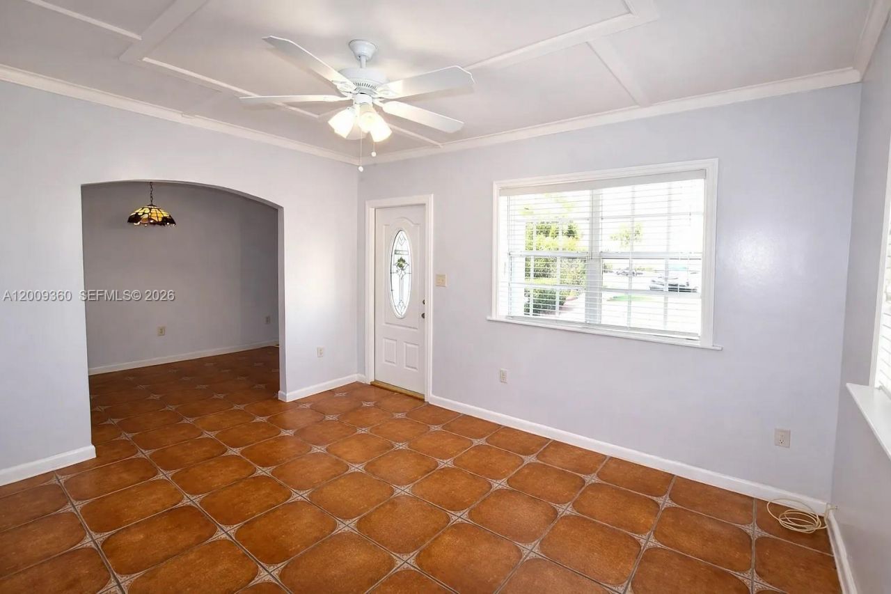 2544 SW 20th St, Unit 2544, Miami, FL 33145 Photo