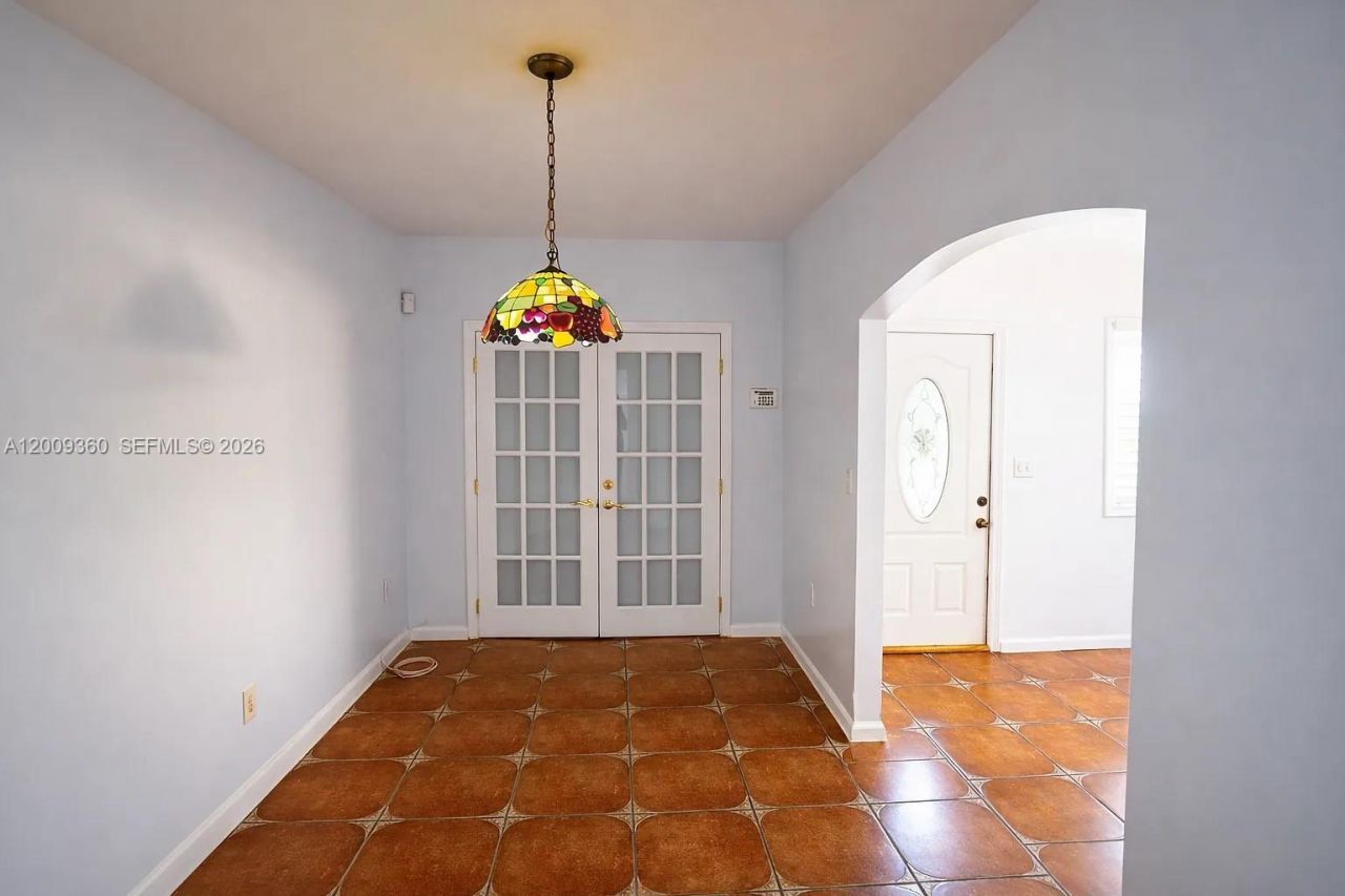 2544 SW 20th St, Unit 2544, Miami, FL 33145 Photo