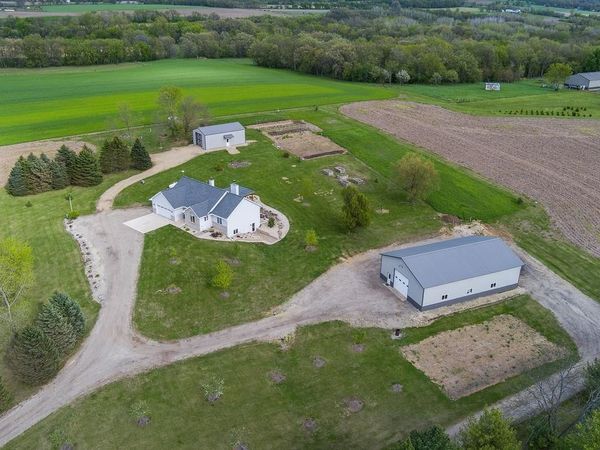 13541 W Beloit Newark Road, Brodhead, WI 53520
