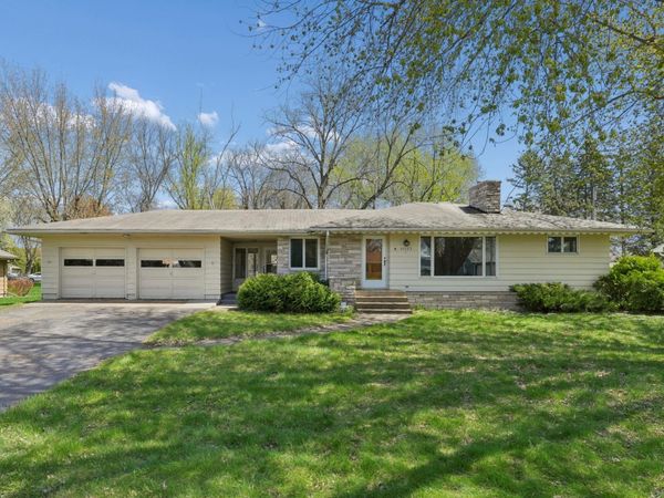 30625 Broadway Street , Lindstrom, MN 55045