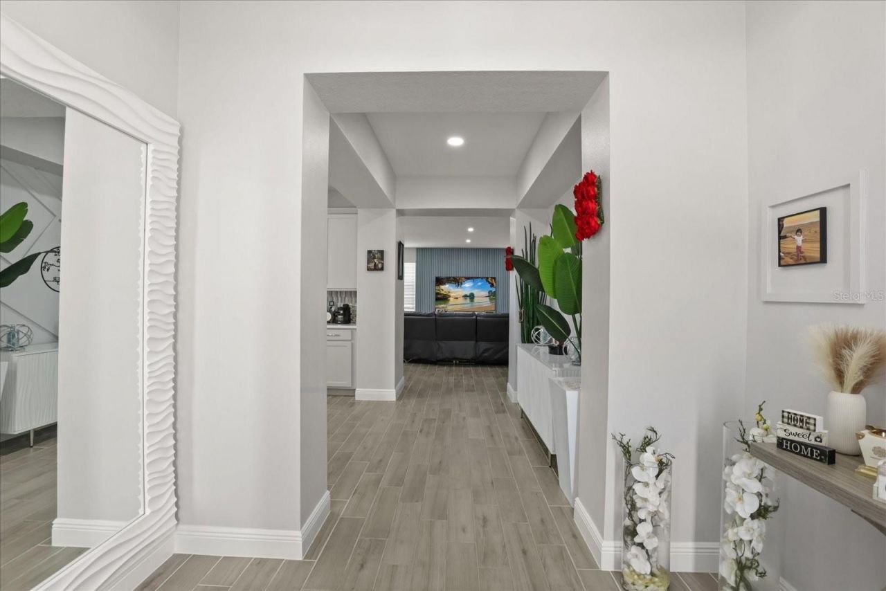 5867 Sierra Crown Street, Mount Dora, FL 32757 Photo