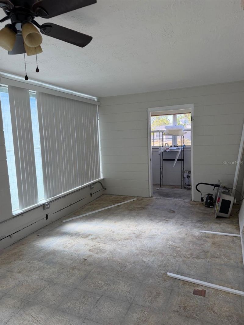 430 42nd Avenue Ne, Saint Petersburg, FL 33703 Photo