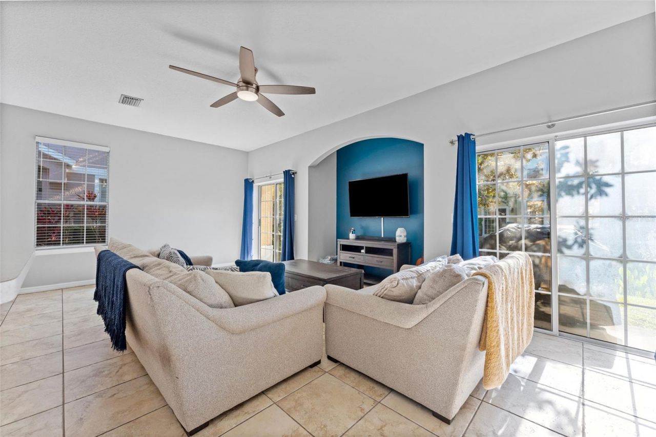 5107 6th Way N, Saint Petersburg, FL 33703 Photo