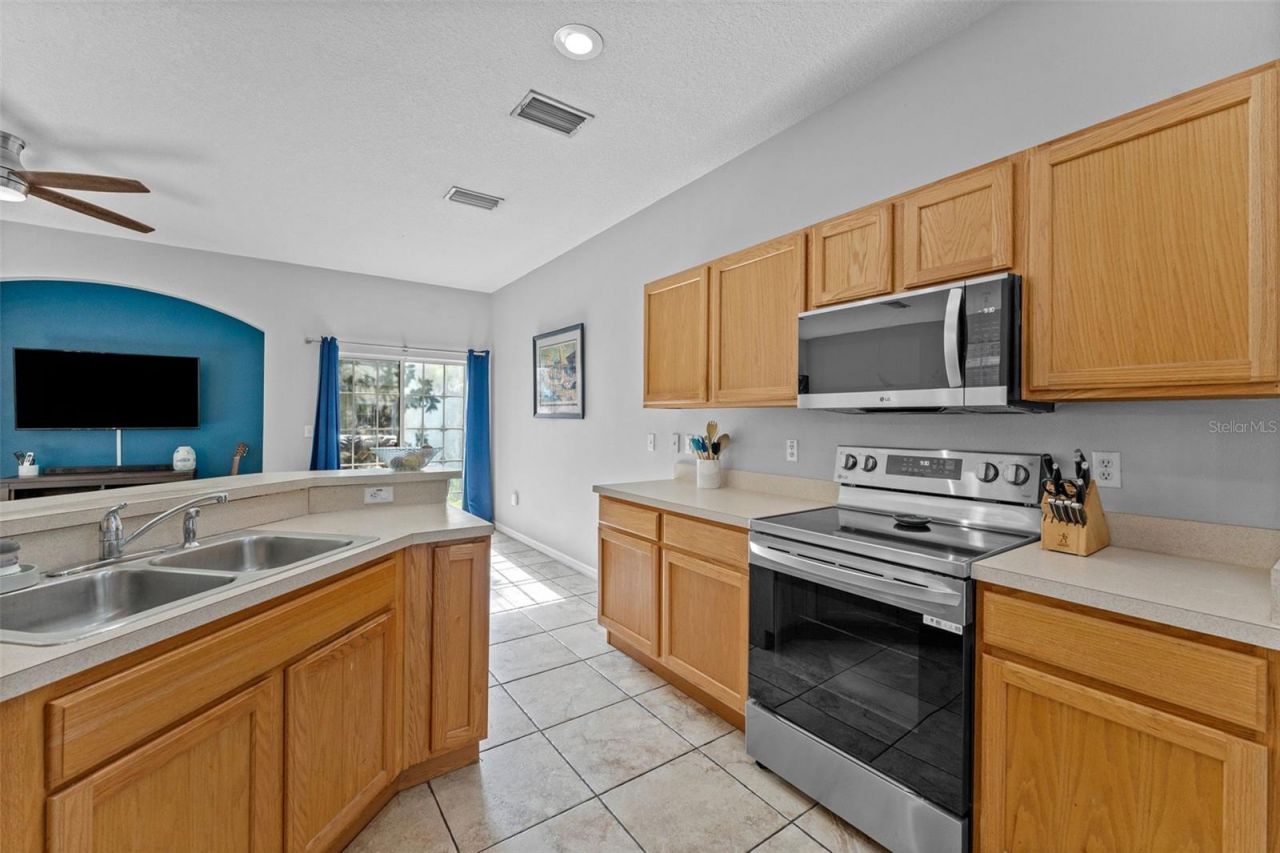 5107 6th Way N, Saint Petersburg, FL 33703 Photo