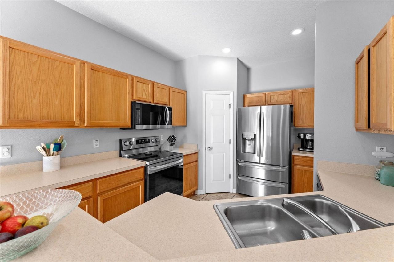 5107 6th Way N, Saint Petersburg, FL 33703 Photo