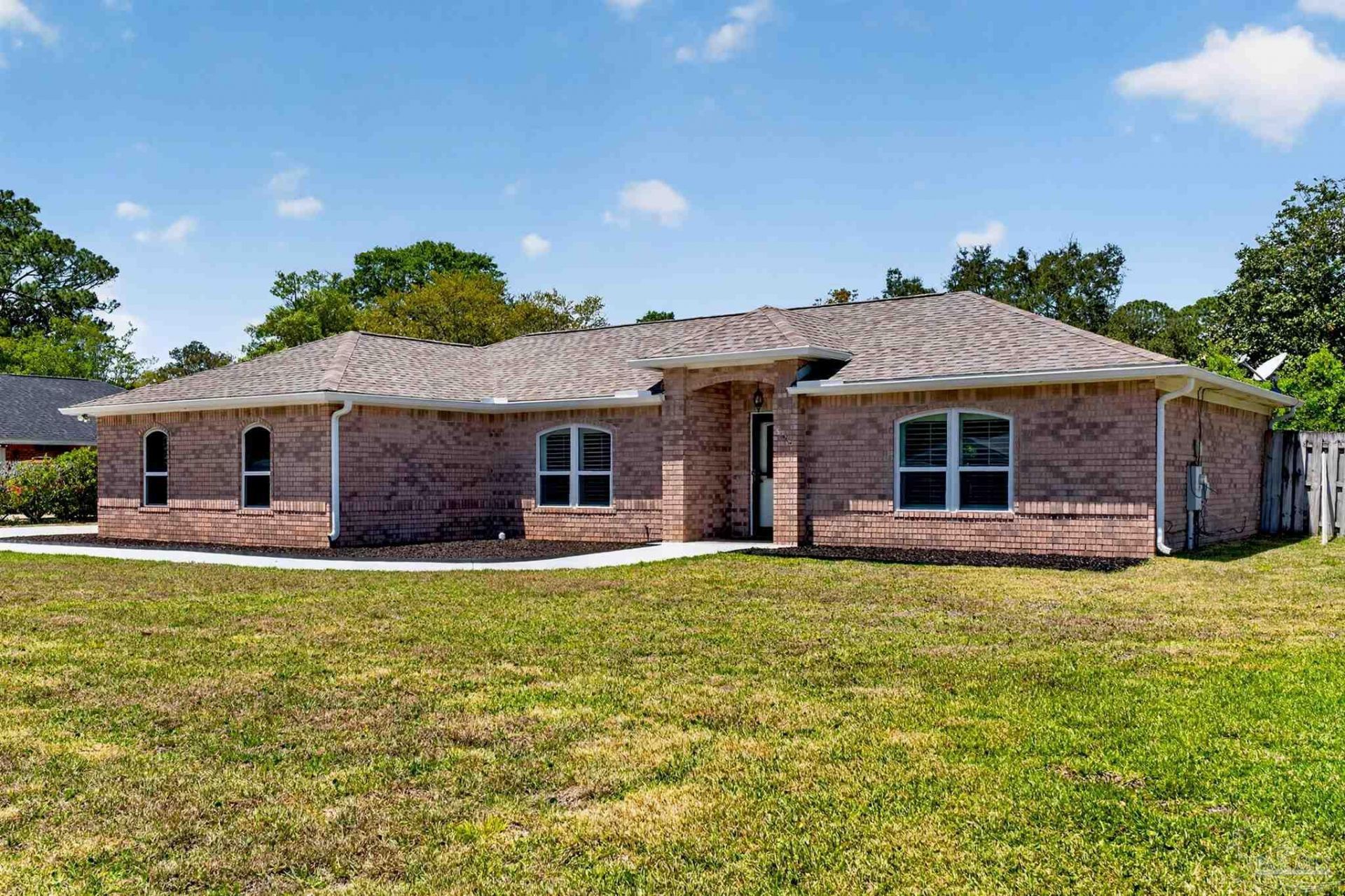 5196 Choctaw Ave, Pensacola, FL 32507 Main Photo