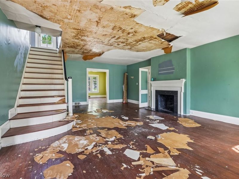 6821 Fleet Avenue, Cleveland, OH 44105 Photo 13