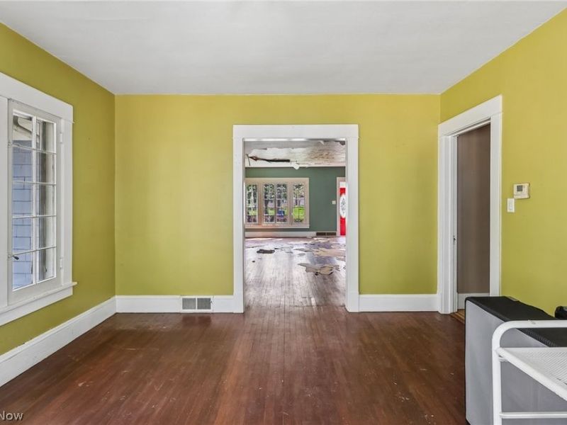 6821 Fleet Avenue, Cleveland, OH 44105 Photo 27