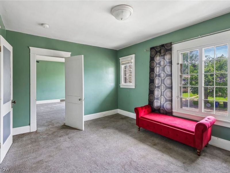 6821 Fleet Avenue, Cleveland, OH 44105 Photo 34