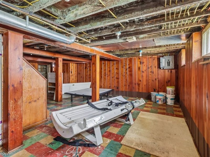 6821 Fleet Avenue, Cleveland, OH 44105 Photo 41