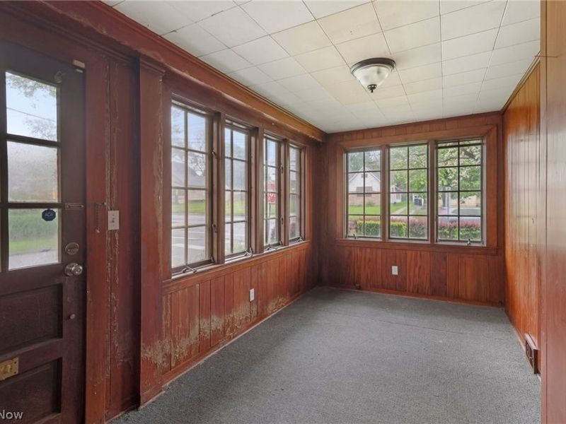 6821 Fleet Avenue, Cleveland, OH 44105 Photo 47