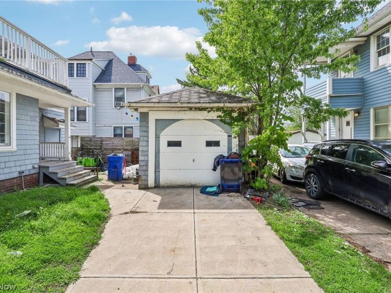 6821 Fleet Avenue, Cleveland, OH 44105 Photo 9