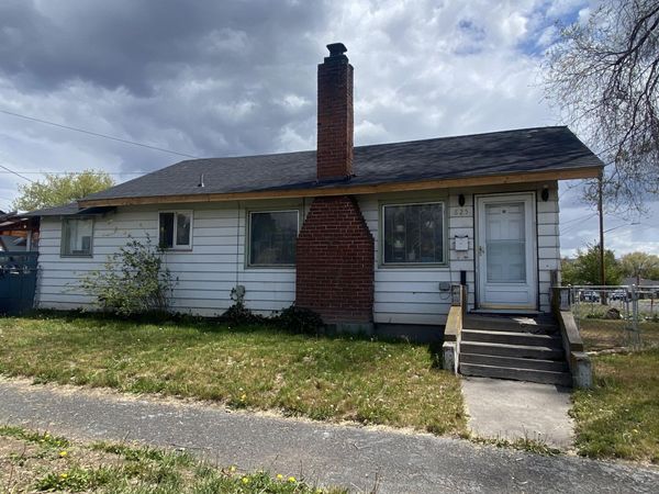 825 Martin Street, Klamath Falls, OR 97601