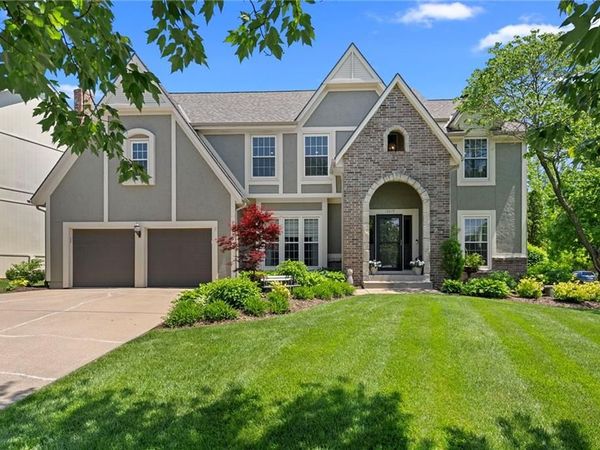 13019 Eby Lane, Overland Park, KS 66213