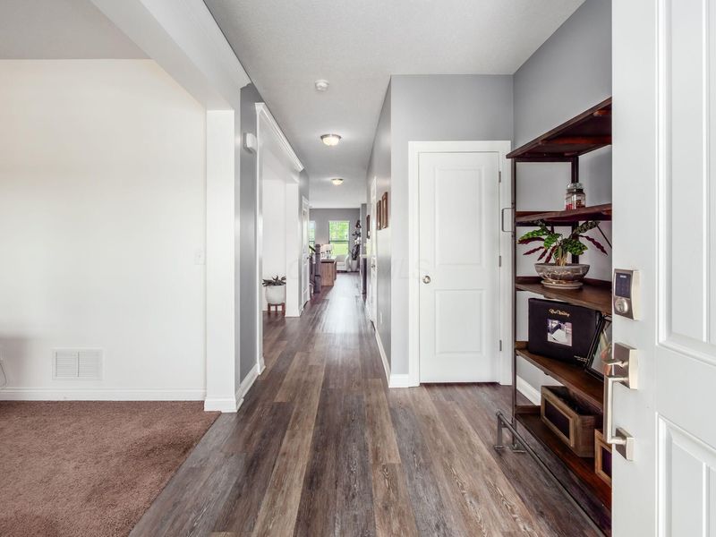 7210 Beachwood Way, Plain City, OH 43064 Photo 13