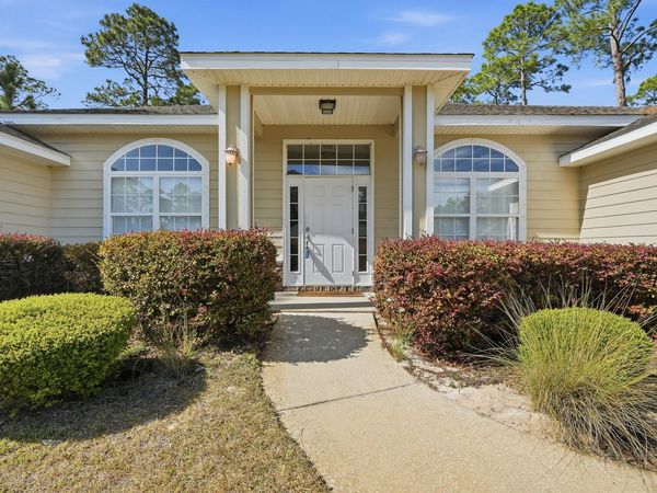 6556 Lansford Street, Navarre, FL 32566