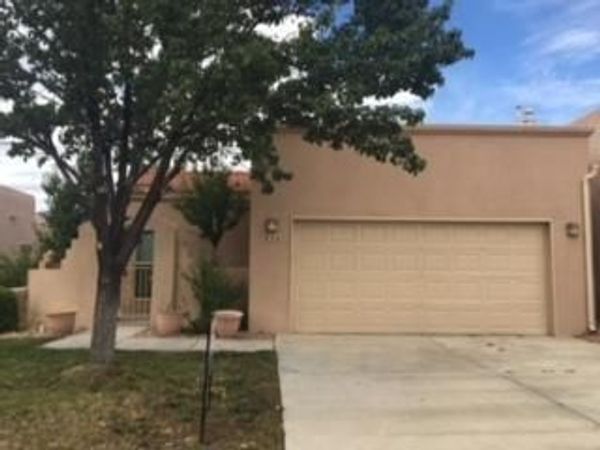 829 Hackberry Trail SE, Albuquerque, NM 87123