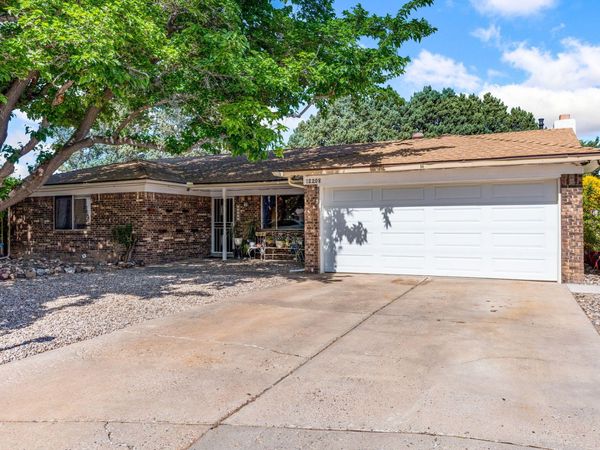 12208 Palm Springs Court NE, Albuquerque, NM 87111