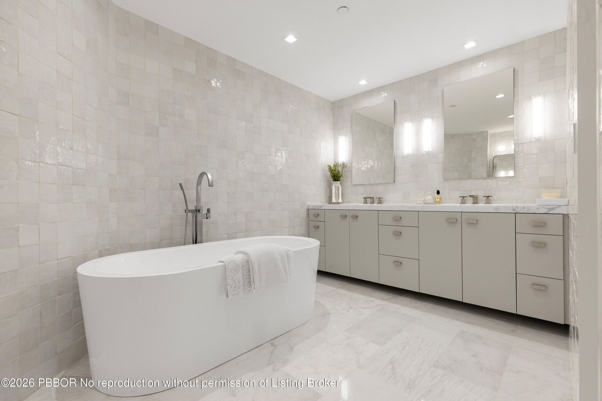 3100 S Ocean Boulevard, Unit 203S, Palm Beach, FL 33480 Photo