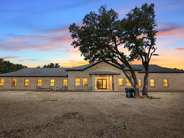 375 King Rea SPUR, Georgetown, TX 78633