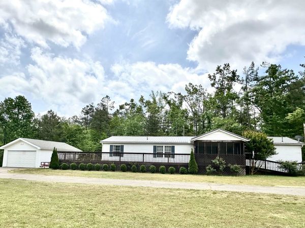 39 CR 360 RD, Iuka, MS 38852